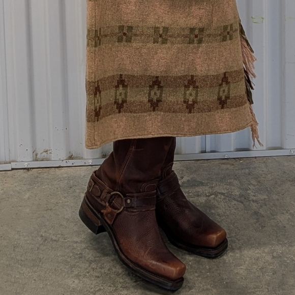 FRYE harness leather mid boots 8.5 - Picture 3 of 16